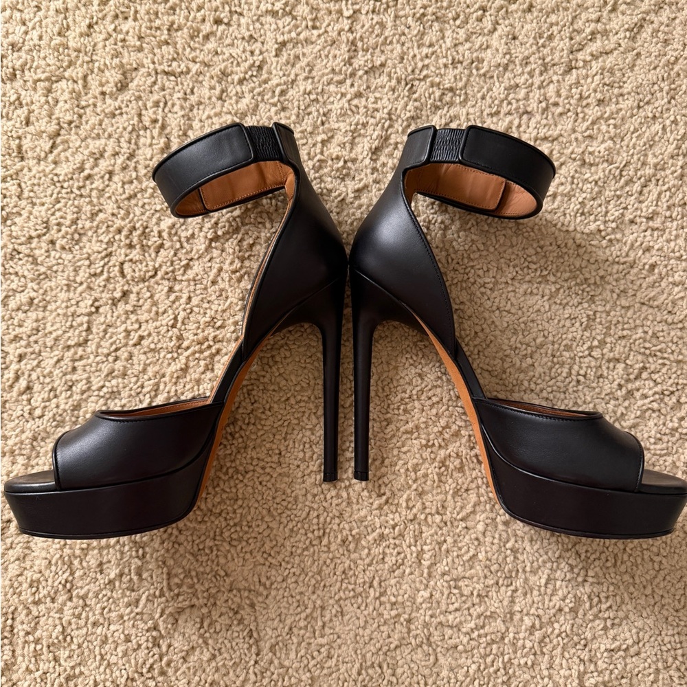 Givenchy High Heeled Sandals in Black - Picture 5 of 7